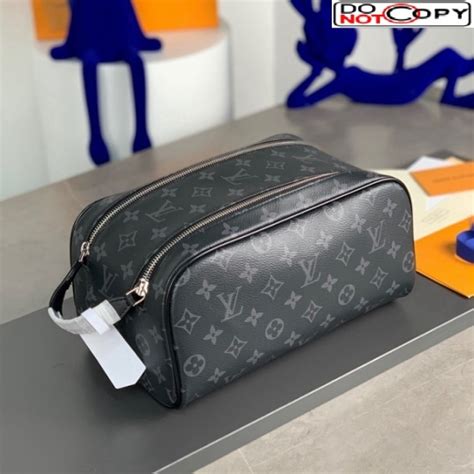 louis vuitton badetuch|Toilet Pouch Other Monogram Canvas .